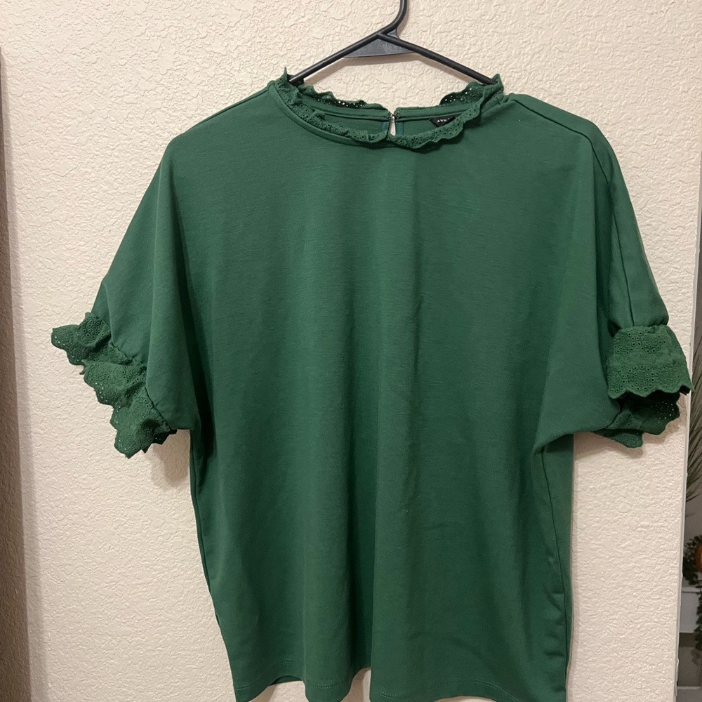 Ann Taylor Forest Green Ruffle Blouse medium